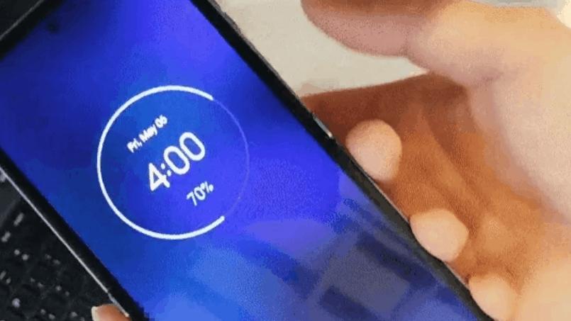 华为|摩托罗拉Razr3搅局折叠屏手机市场，骁龙8Gen1 Plus确定