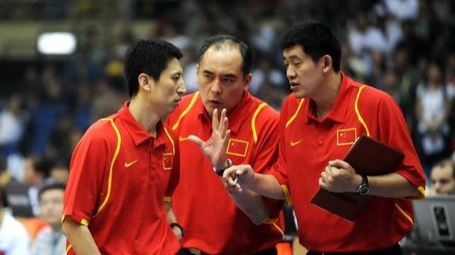 张斌|正式离队！中国男篮功勋老臣主动辞职，或加盟山东联手宫鲁鸣
