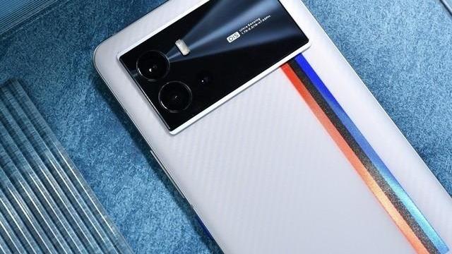 iqoo|512GB+120w快充，iQOO 9宣布降价，力拼小米12