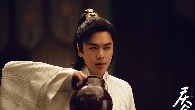 警察荣誉|《警察荣誉》悲喜完结，网友喊话第二季，张若昀获封“张无季”