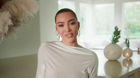 情侣|41岁金卡戴珊敞开豪宅，保持侃爷在时的清冷，公开3辆最爱的豪车