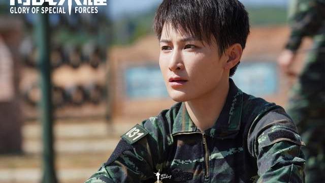 狙击手|特战荣耀：孤狼上线，最强女狙击手，比燕破岳还要狂妄的女人