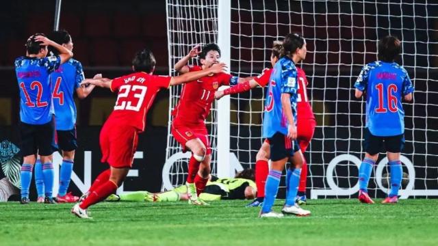 日本队|5-6出局后，日本队主帅罕见表扬中国女足，门将表现太失态