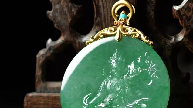 翡翠|想要更好的收藏翡翠，那么就要知道怎么鉴别，它都有哪些特点