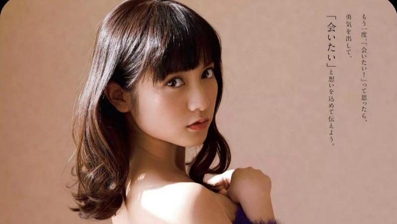 |桃月梨子：现役护士Cosplayer，白衣天使与恶魔的结合体