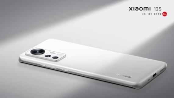 小米科技|小米12S升级点无悬念，小米12价格跌至新低，还能买吗？