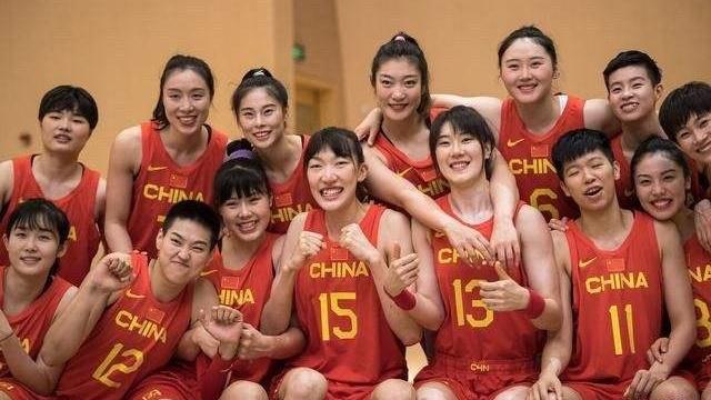 中国女篮|央视直播！中国女篮大战三国，新帅摊牌了，双塔化身杀手锏！