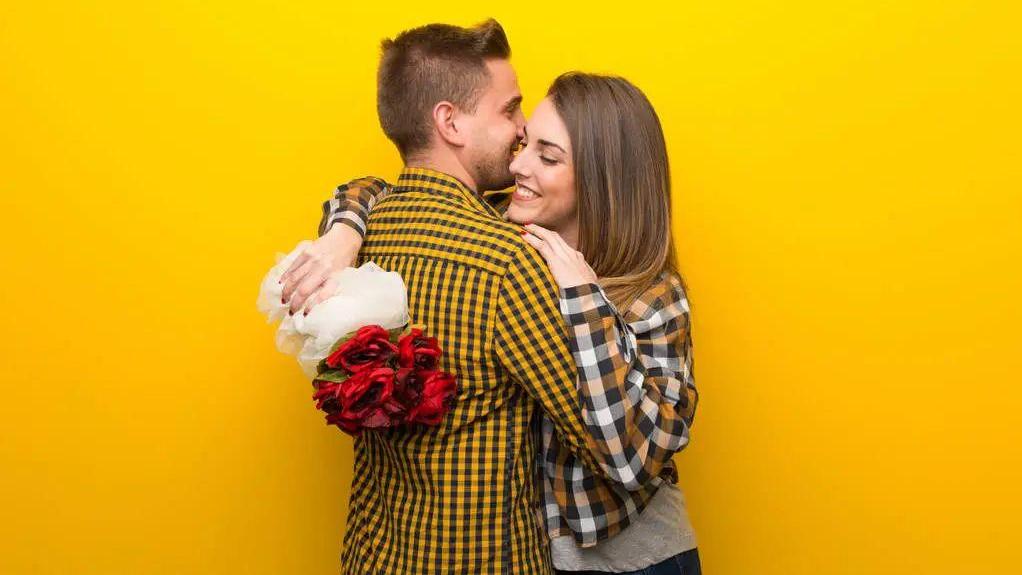 万茜|为什么秀恩爱，死得快？起底背后隐秘的心理动机，找到了3个原因