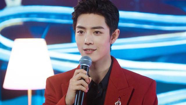 肖战|肖战进组时间推迟，或将和《如梦之梦》起冲突，粉丝建议别操心