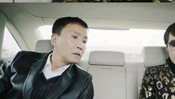 李达康|人民的名义：侯亮平为何不怕李达康，敢拦他的专车当面抓捕欧阳菁