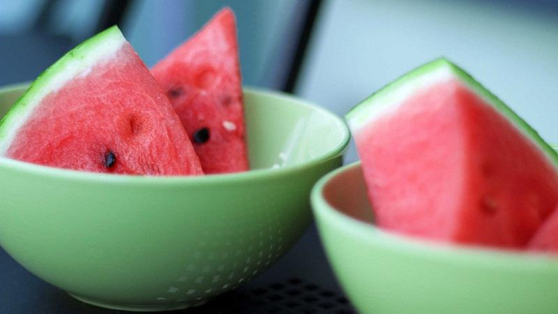 饮食|建议中老年人：夏天少吃西瓜，多吃这3样，营养健康身体好