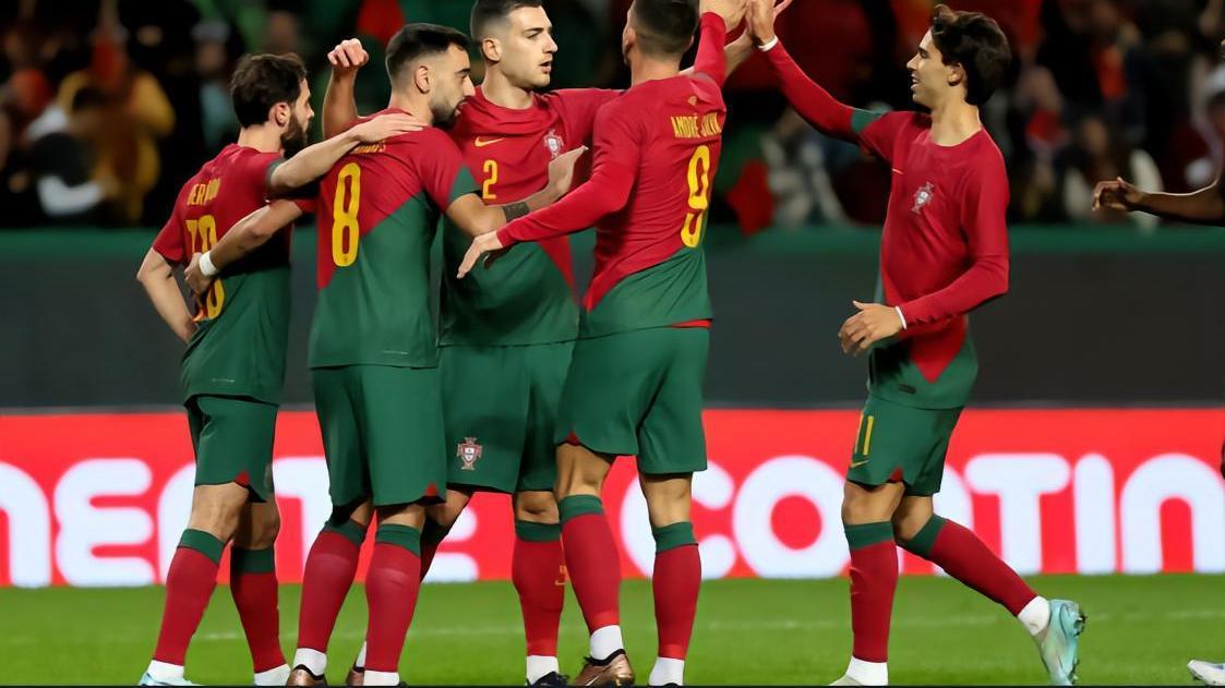 4-0！葡萄牙4亿豪阵狂飙，C罗或成最大隐患，没有他反而踢得更顺