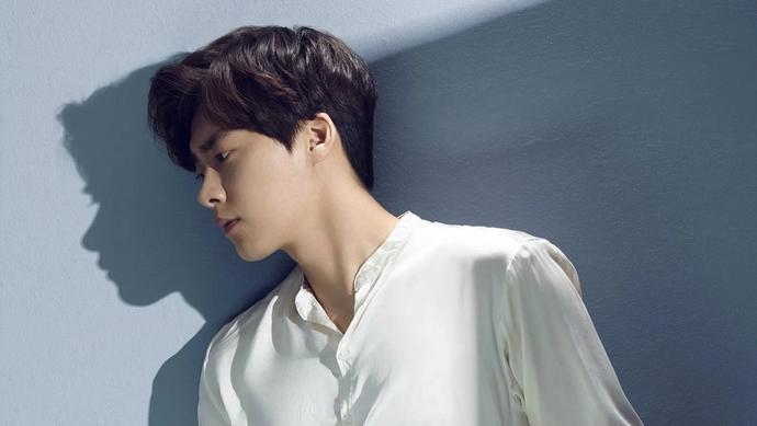 张艺兴|娱乐爆料：赵丽颖、肖战、张艺兴、杨洋、虞书欣、靳东