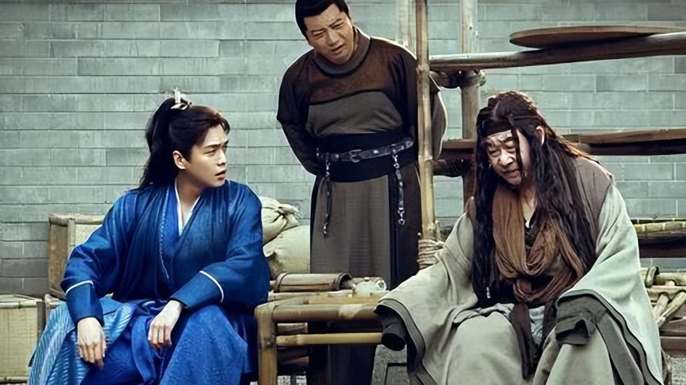 陈萍萍|庆余年：范闲对亲父感情不及养父！陈萍萍无微不至，费介倾囊相授