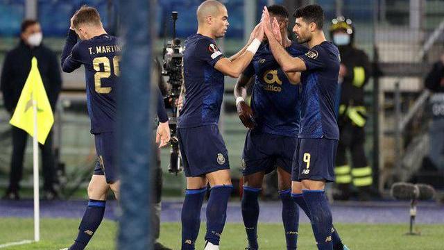 波尔图|惊险的2-2！欧冠2冠王拒绝翻盘：统治级纪录诞生，19年未尝一败