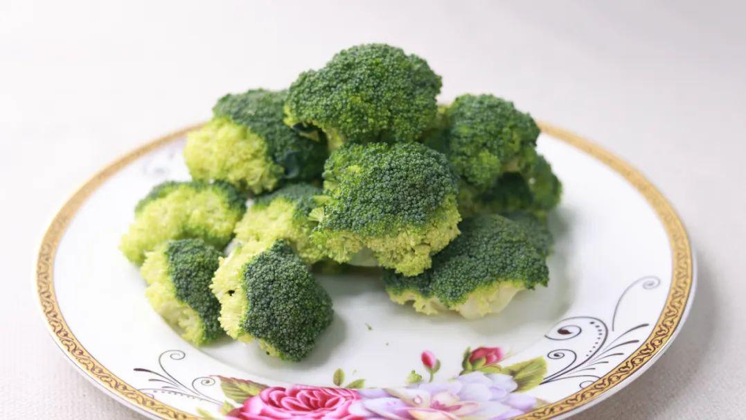 绿豆|女性若常吃这3种食物，或能有效减缓衰老速度，让你保持青春体型