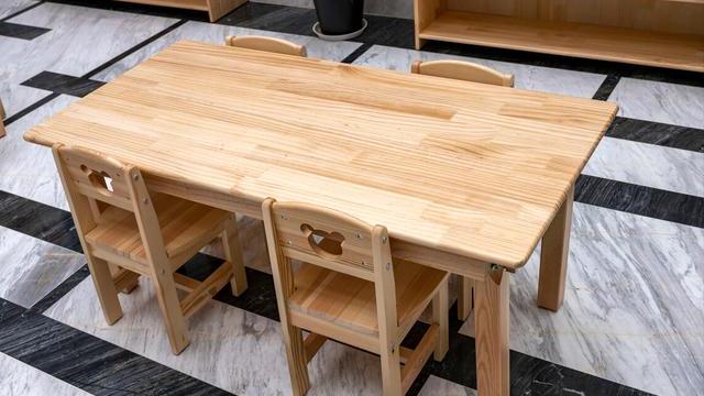 什么是松木板？有哪些优缺点？家装中的松木板怎么选？