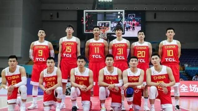 中国男篮|中国男篮历史最强5人！两人世界级，现役一人上榜，一位置最拉跨