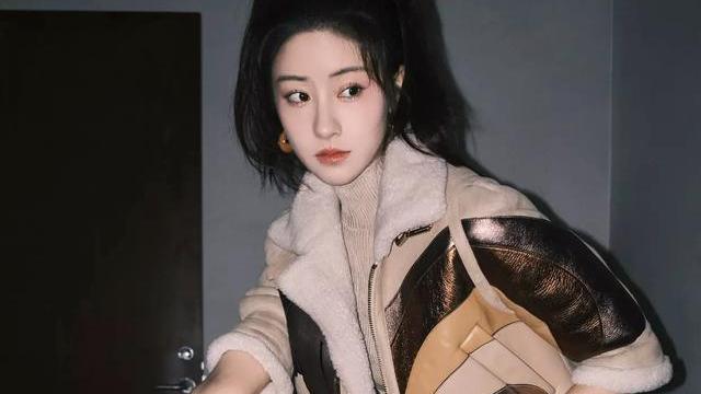 毛晓慧|26岁毛晓慧晒精致写真，网友直言：这颜值这气质，做模特绰绰有余