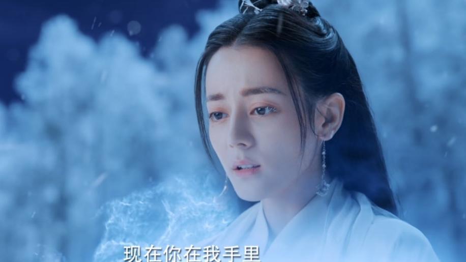 迪丽热巴|都是演九尾狐发功 把热巴和阿娇放在一起差距就出来了