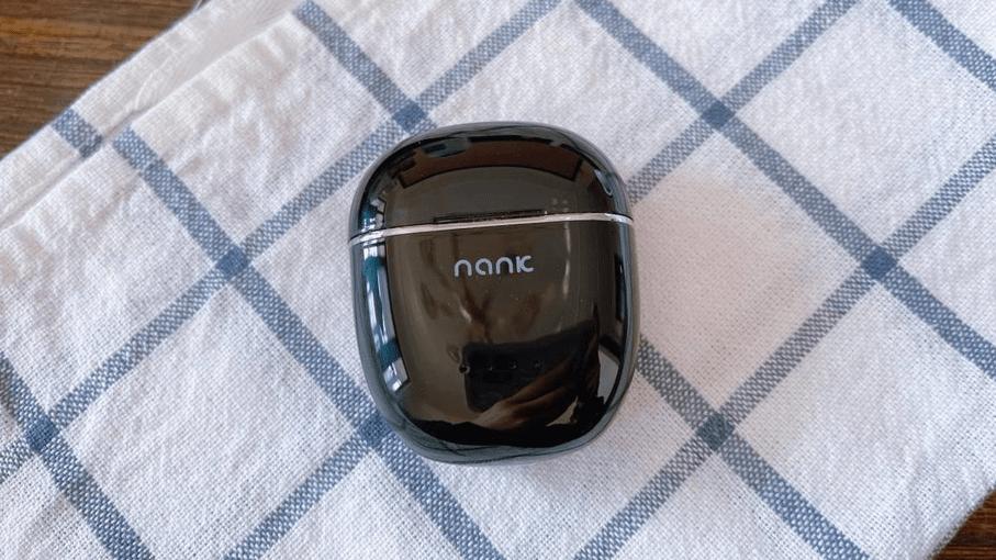 半导体|南卡和漫步者半入耳蓝牙耳机哪款好？2022高颜值蓝牙耳机推荐