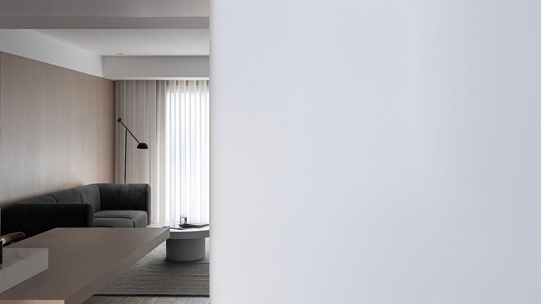 日式极简风让老房实现变身，享受超强采光，还有宽敞阅读区