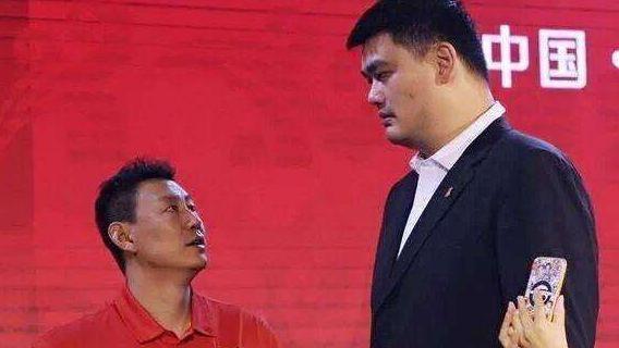 史蒂夫·科尔|高诗岩下家浮现，李春江如虎添翼打造大鲨鱼银色战舰