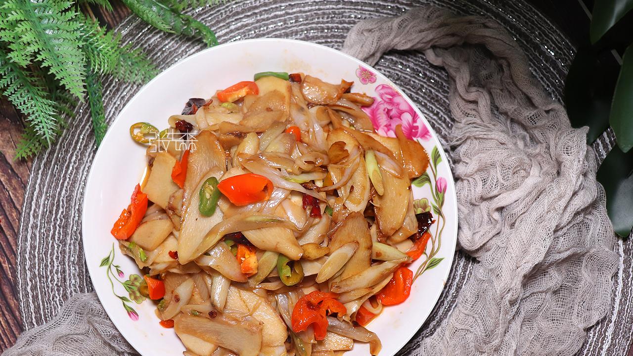 面包|4月这菜大量上市，一捆能换一斤五花肉，口感嫩滑营养足，太鲜了