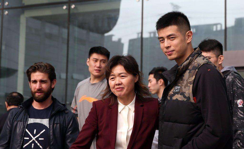 赵睿|首钢在打赵睿主意？秦晓雯或不惜代价挖角宏远当家后卫，太天真了