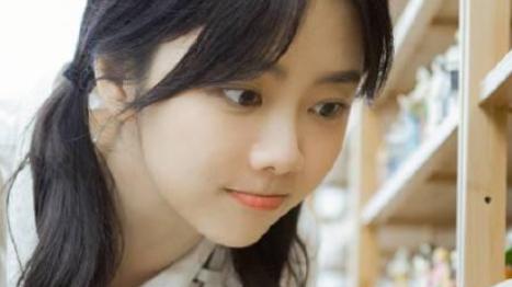 谭松韵|天生娃娃脸，从小网剧到一线明星，谭松韵为何讨人喜欢？