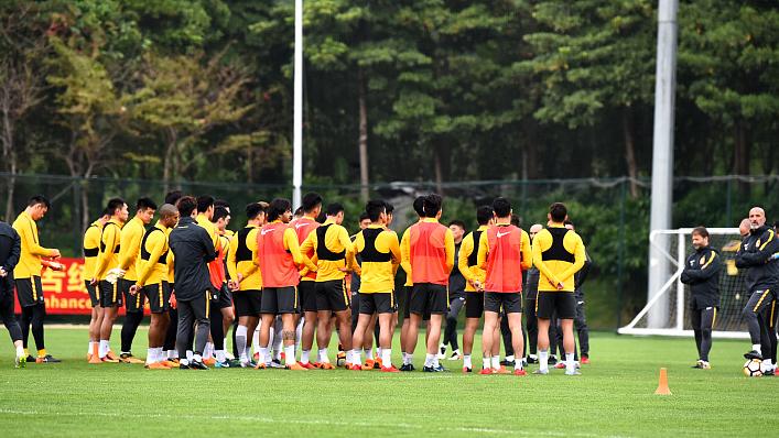 中超|两支球队锁定降级！月薪五千、球队改名！新赛季中超还有什么？