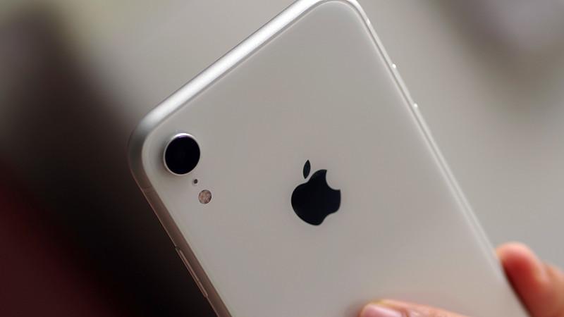 红米手机|苹果将推出千元iPhone，Redmi K50系列处理器曝光，联发科弯道超车