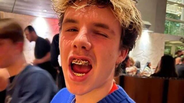 布鲁克林|贝克汉姆全家现身长子婚礼现场，布鲁克林婚后名字将加上妻子姓氏