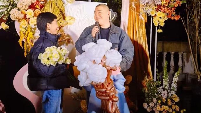 郝劭文|郝劭文官宣求婚成功！喜喊是有家的男人，霸气放话不许欺负我老婆