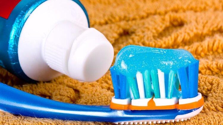 胃癌|买牙膏时，3种牙膏不建议购买，或有潜在癌症风险，你家有买吗？