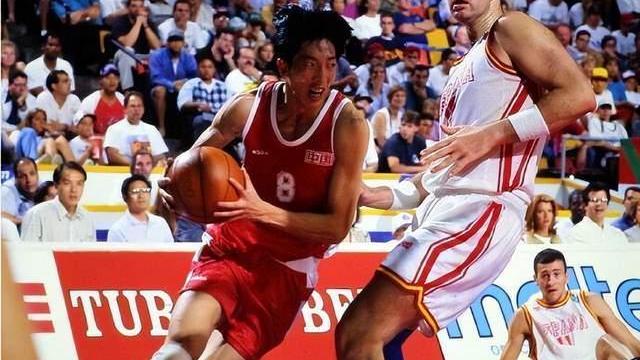 得分王|CBA至今27年历届得分王里只有四位是本土球员，看看他们都是谁？