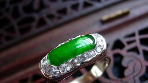 翡翠|翡翠的颜色到底有多少？