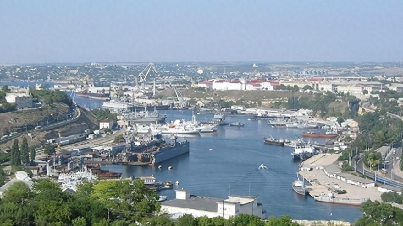 乌“战斗英雄”被俘！为拍视频，乌军突袭克里木，结果被俄军团灭