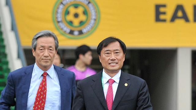 失踪两天后，被曝足协原副主席被调查！四篇大记则先后印证了蔡振华的情况并不乐观