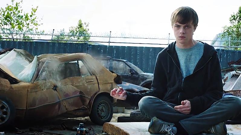 狗哥的超能力：从无知到疯狂！一场较量引领着恐怖的结局！