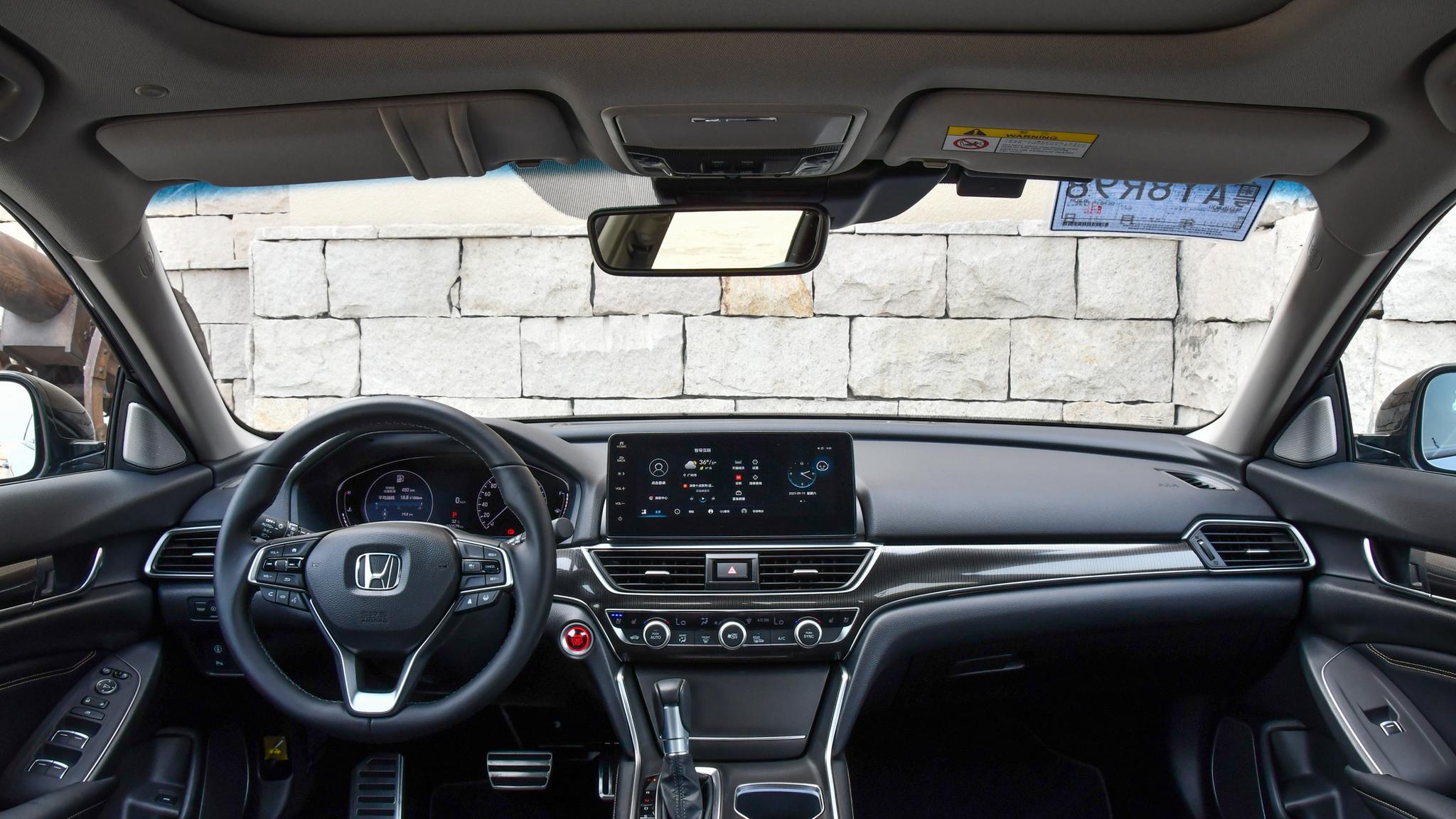 第十一代雅阁惊艳上市，抄底经典十代雅阁，机会来了