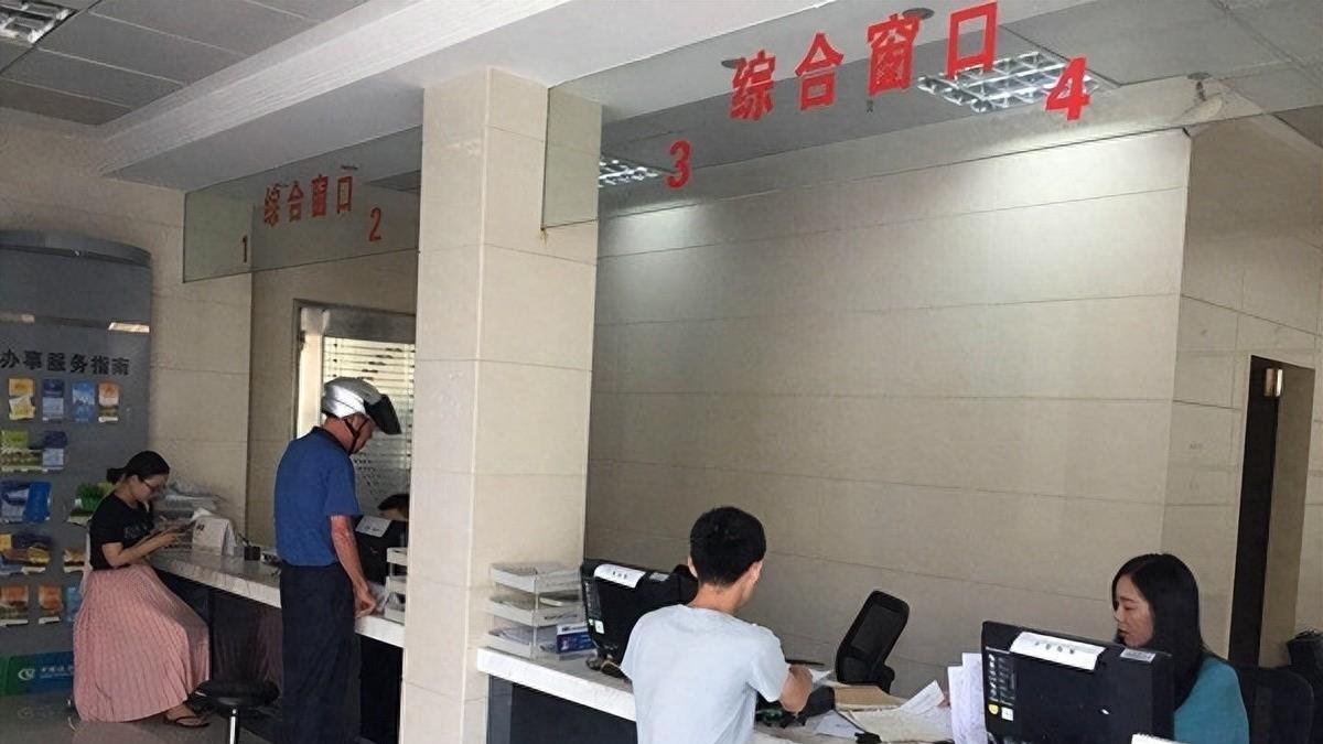 踢皮球！三天开不出的证明，曝光后三分钟就开出来了，是否故意卡