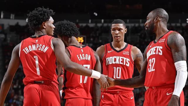 惨败73分！NBA最大分差纪录，如今却西部第2，你们的进步太快了