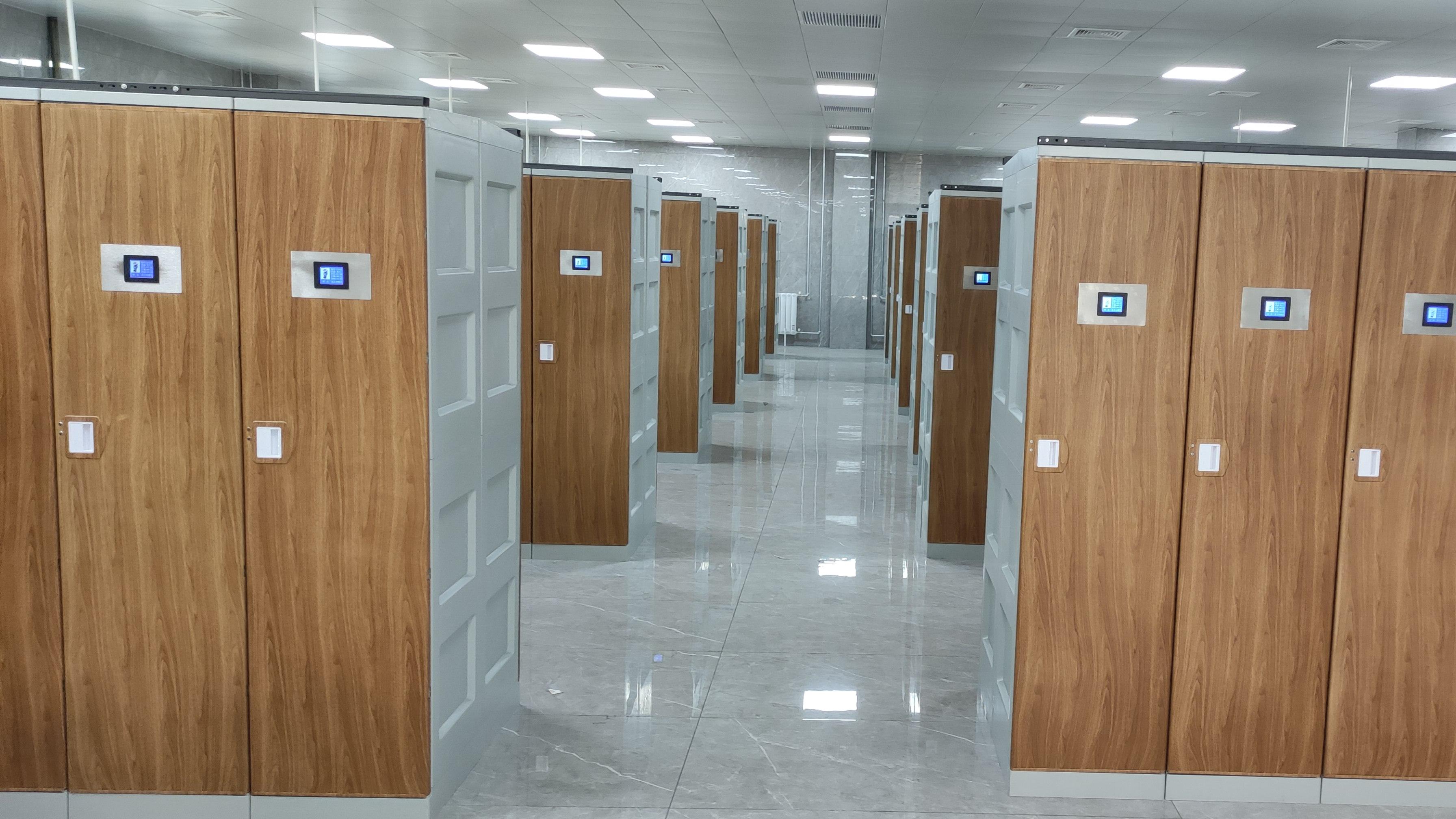 为什么煤矿企业要给浴室配备智能更衣柜