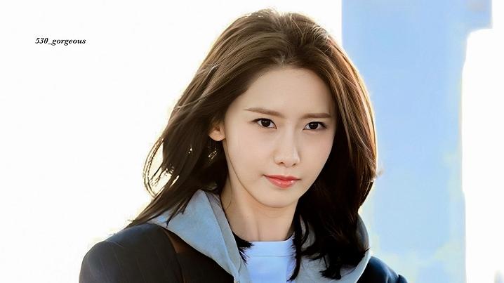 林允儿：少女时代的甜美公主到独立女性的华丽转身