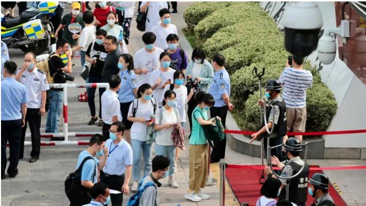 这两所大学校名“一字不差”，实力却天差地别，23届考生别混淆