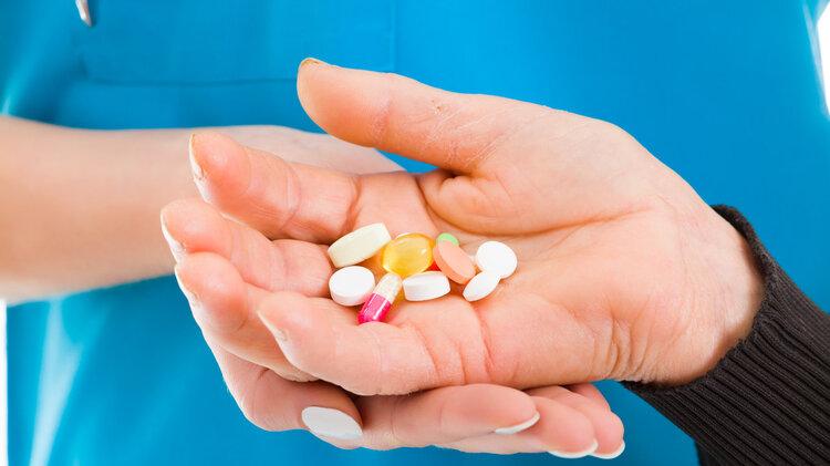 忠告：这6种药一旦吃上，不能随便停！突然停服风险大