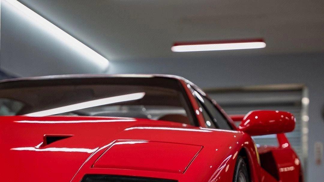 法拉利F40：超越时代的传奇之作，探索极速激情与卓越设计的巅峰之路