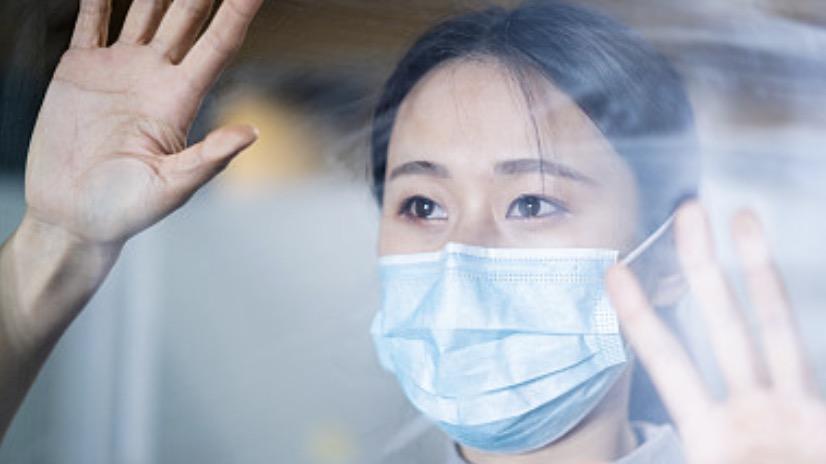 老公半夜喊白月光的名字，却不敢和我提离婚，只因我们的关系特殊……