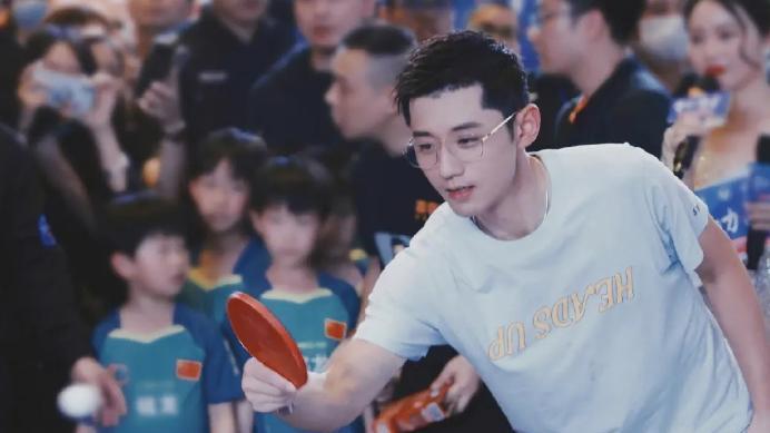 张继科年收入曾达6000万，被爆出16岁涉赌，疑因此被国家队开除